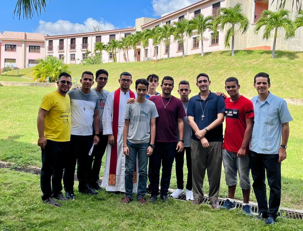 HABLA, SEÑOR, QUE TU SIERVO&nbsp;ESCUCHA