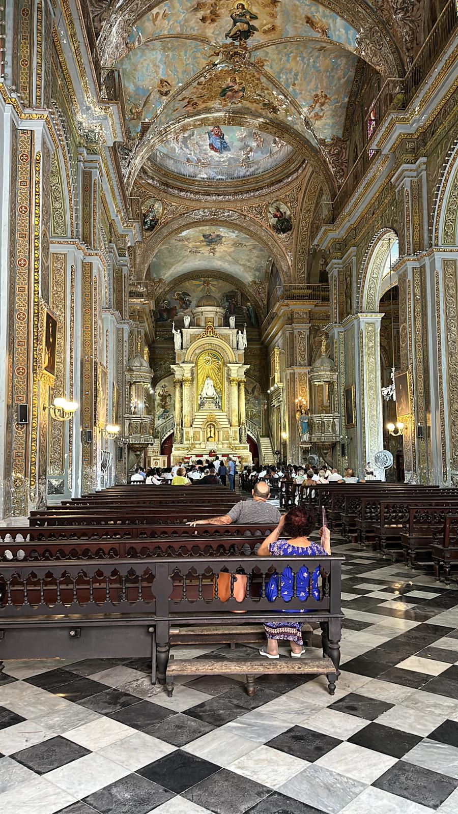 DONDE ESTÉN DOS O MÁS REUNIDOS EN MI NOMBRE, AHÍ ESTOY YO. (MT 18,&nbsp;20)